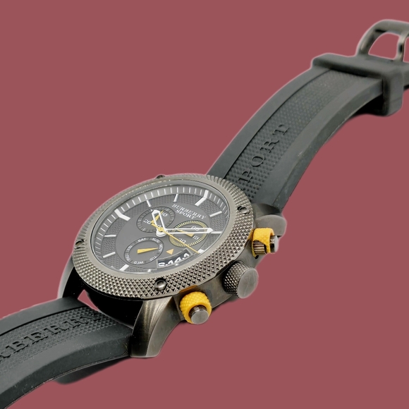 ✨️Burberry✨️ BU7713 Sports Chronograph Watch - Picture 3 of 8